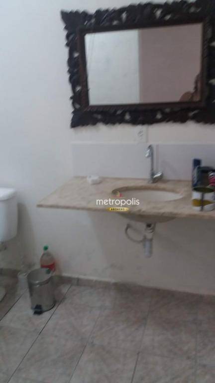 Sobrado à venda com 2 quartos, 180m² - Foto 13