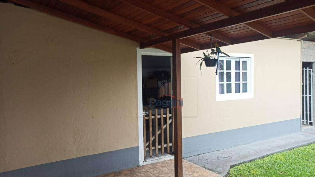 Casa à venda com 2 quartos, 125m² - Foto 3