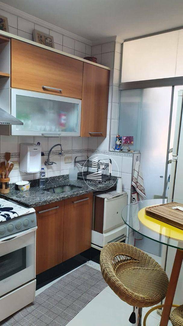 Apartamento à venda com 2 quartos, 84m² - Foto 10