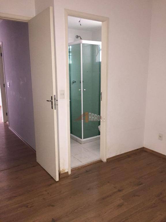 Apartamento à venda com 3 quartos, 62m² - Foto 9