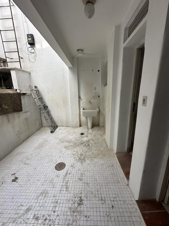 Apartamento à venda com 3 quartos, 150m² - Foto 8