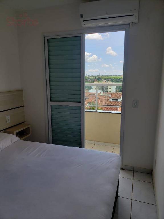 Apartamento à venda com 2 quartos, 45m² - Foto 13