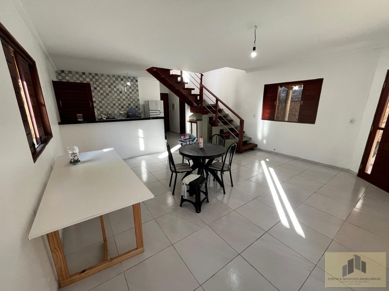 Casa à venda com 4 quartos, 220m² - Foto 3