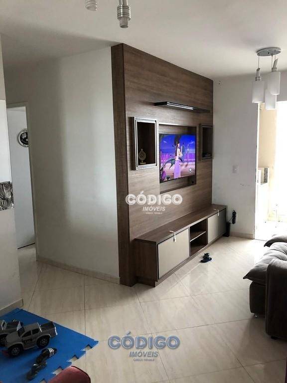 Apartamento à venda com 3 quartos, 77m² - Foto 1