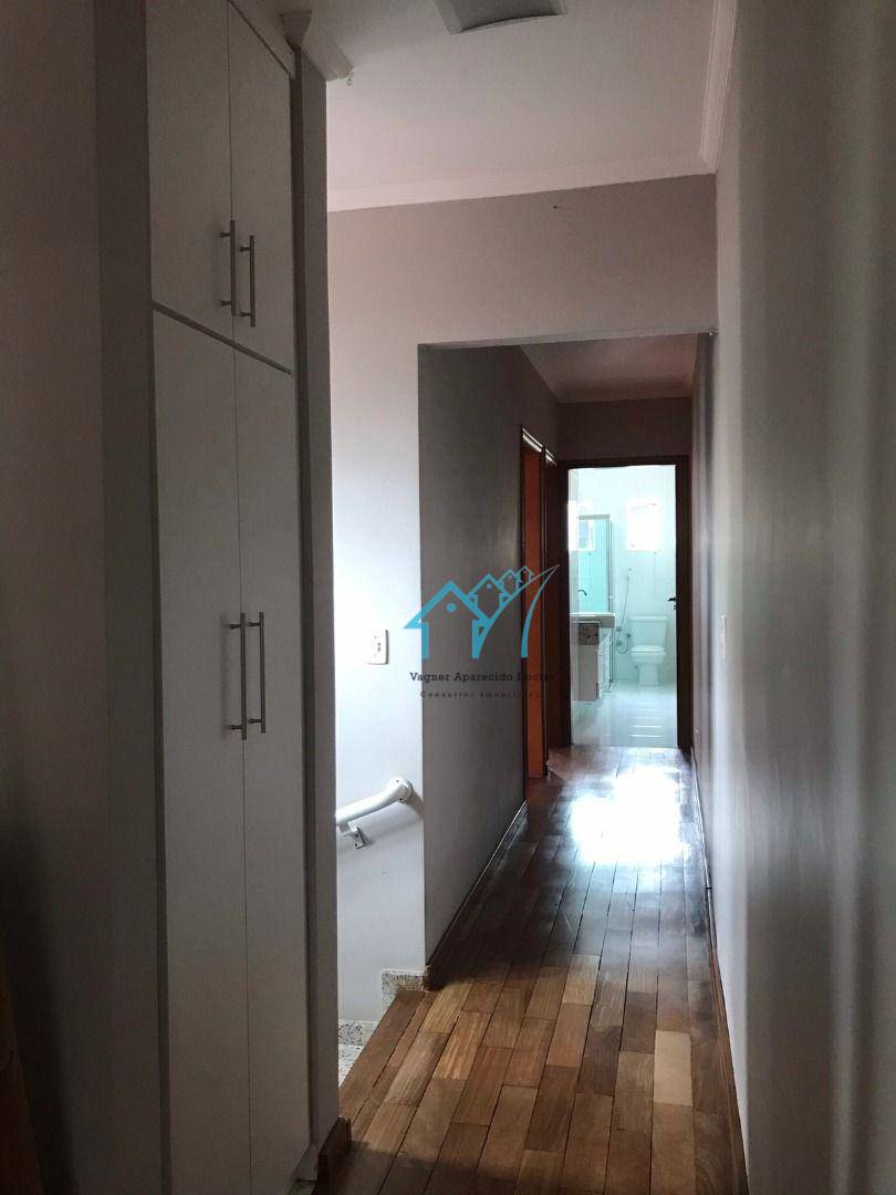 Sobrado à venda com 4 quartos, 248M2 - Foto 29