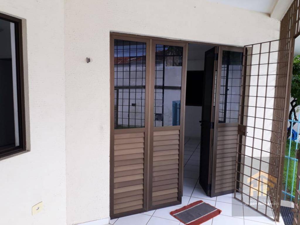 Casa à venda com 3 quartos, 109m² - Foto 17