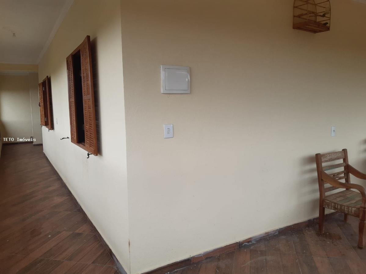 Casa à venda com 3 quartos, 360m² - Foto 14