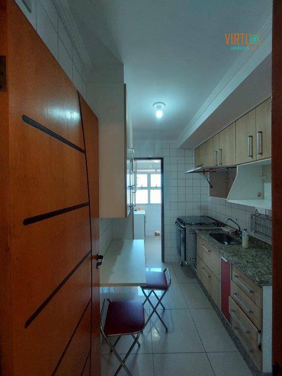 Apartamento para alugar com 2 quartos, 65m² - Foto 22