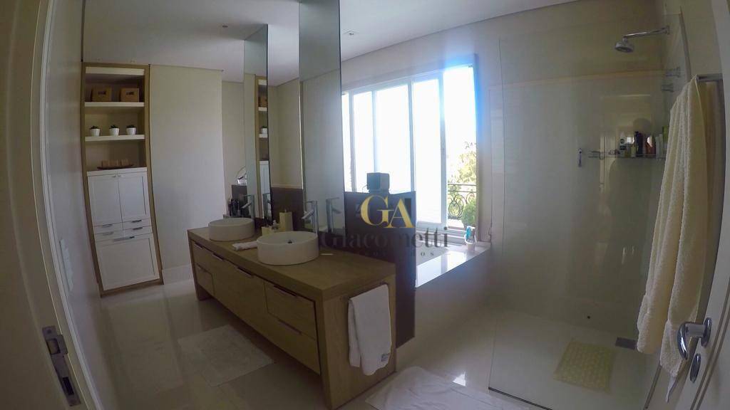 Casa de Condomínio à venda com 3 quartos, 400m² - Foto 29