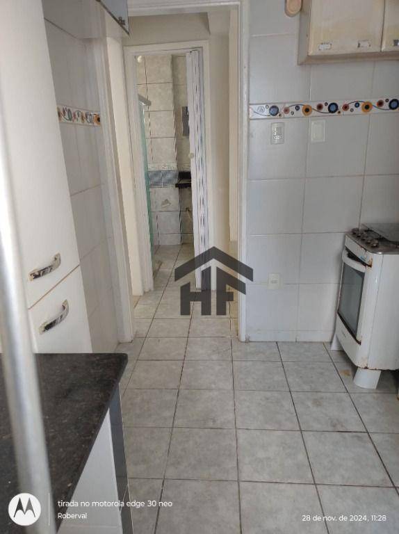 Apartamento à venda com 1 quarto, 42m² - Foto 12