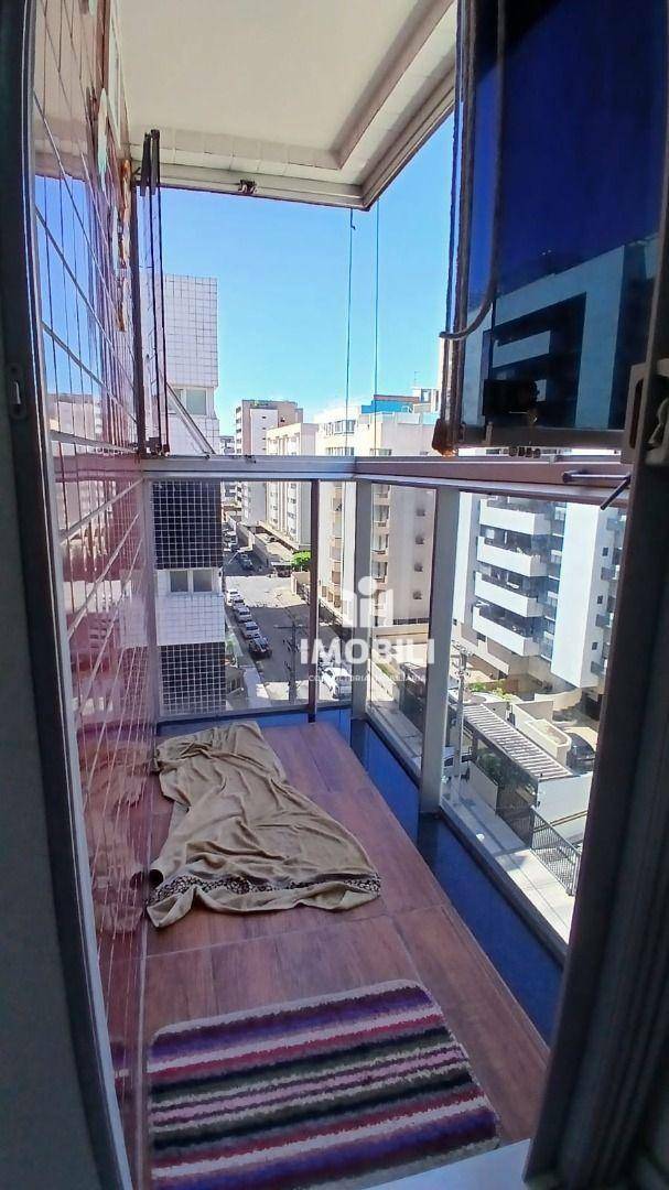 Apartamento à venda com 3 quartos, 115m² - Foto 6