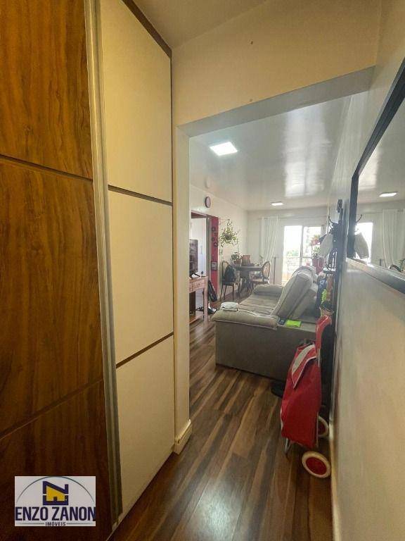 Apartamento à venda com 2 quartos, 49m² - Foto 2