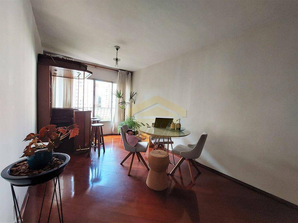 Apartamento à venda com 3 quartos, 87m² - Foto 2