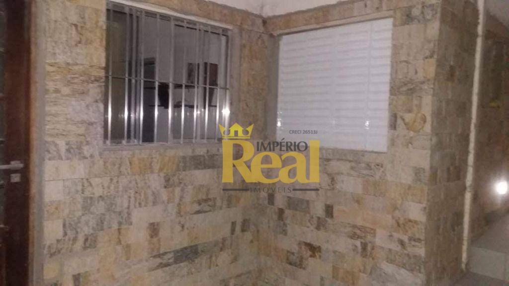 Sobrado à venda com 8 quartos, 400m² - Foto 57