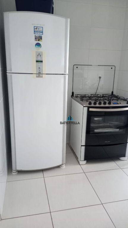 Apartamento à venda com 2 quartos, 68m² - Foto 14