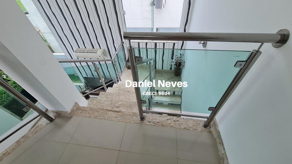 Casa de Condomínio à venda com 3 quartos, 218m² - Foto 25