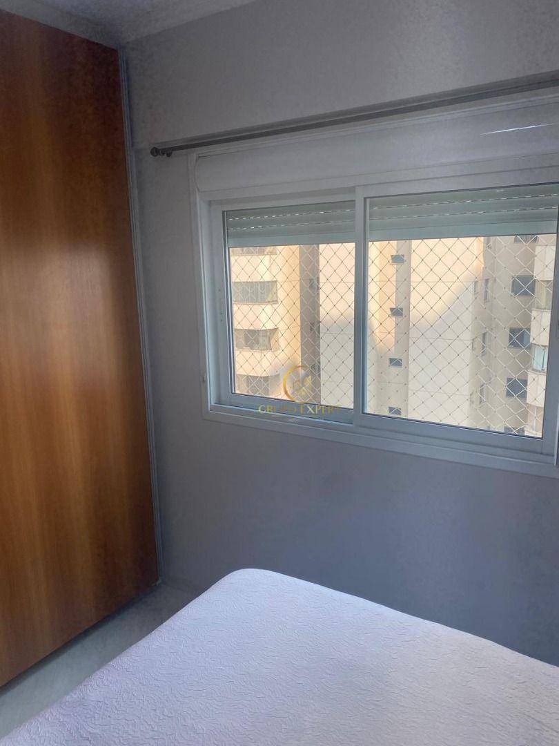 Apartamento à venda com 3 quartos, 208m² - Foto 30