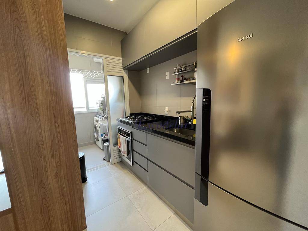 Apartamento à venda com 2 quartos, 63m² - Foto 9