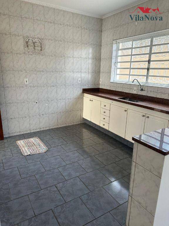 Casa à venda com 3 quartos, 232m² - Foto 17