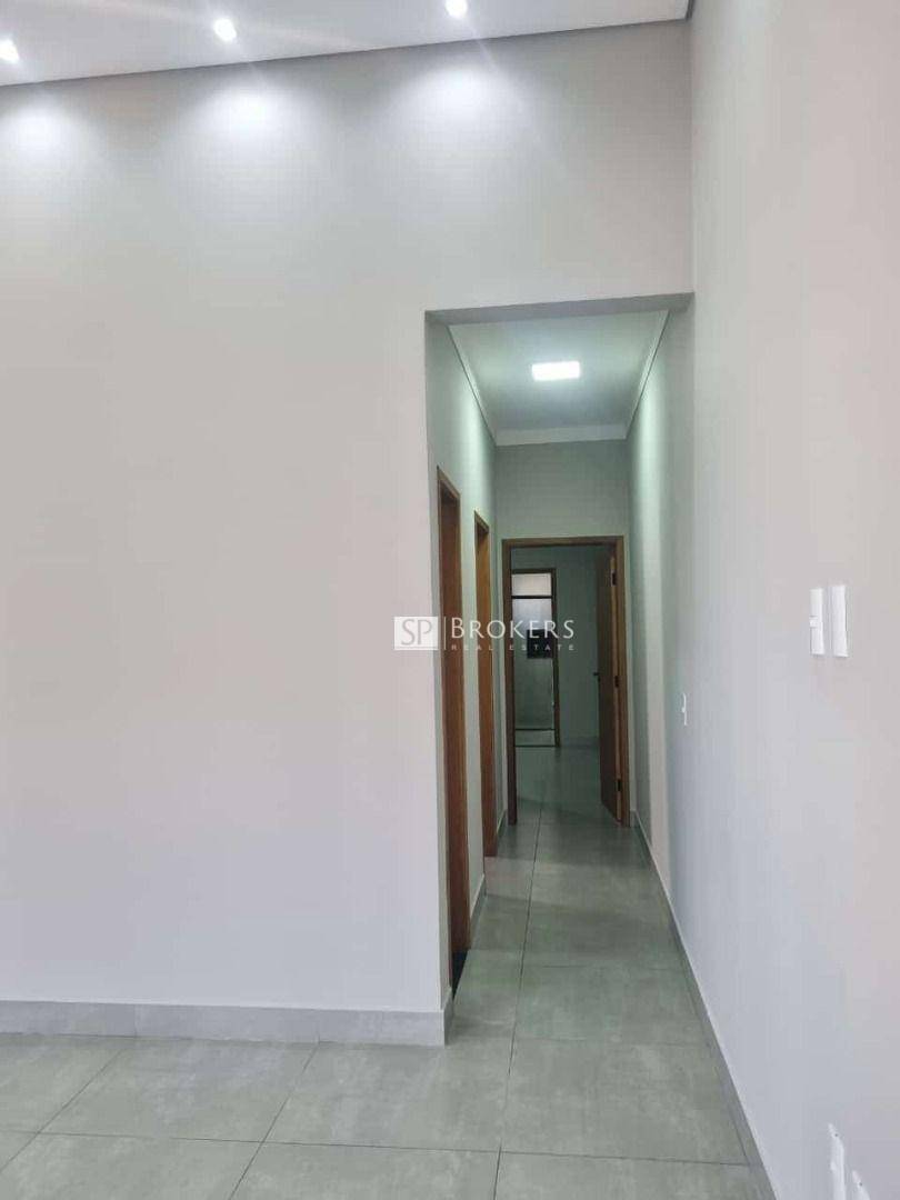 Casa à venda com 2 quartos, 100m² - Foto 4