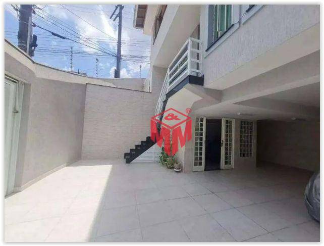 Sobrado à venda com 3 quartos, 180m² - Foto 2