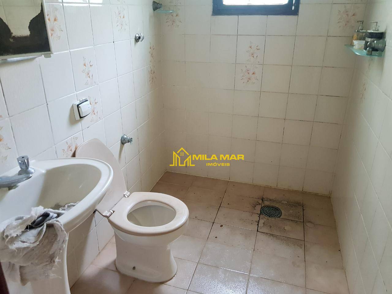 Casa à venda com 2 quartos, 200m² - Foto 4