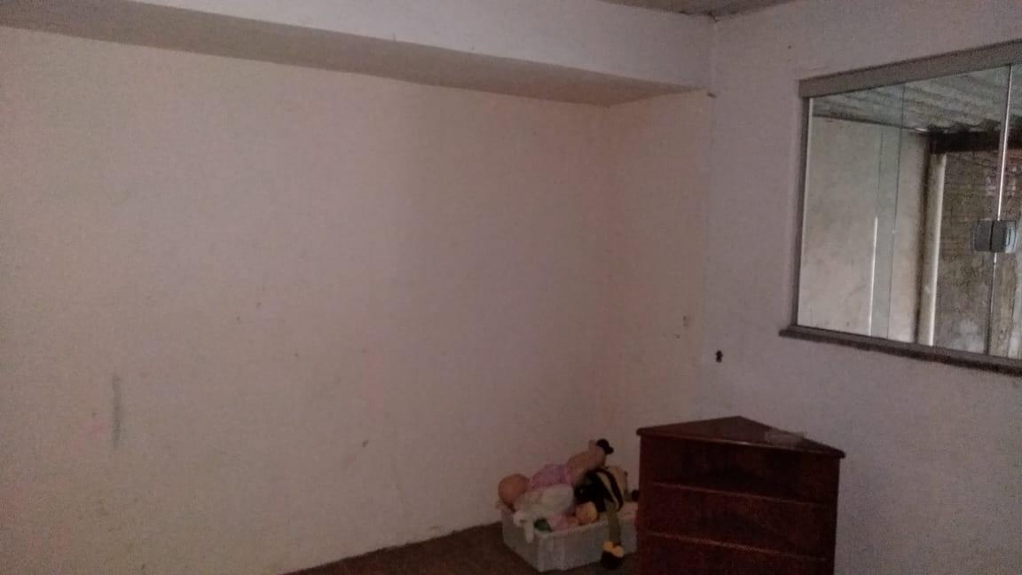 Casa à venda com 3 quartos, 200m² - Foto 9