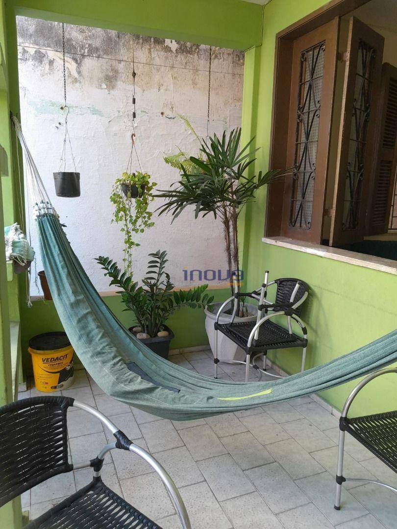 Casa à venda com 3 quartos, 200m² - Foto 5