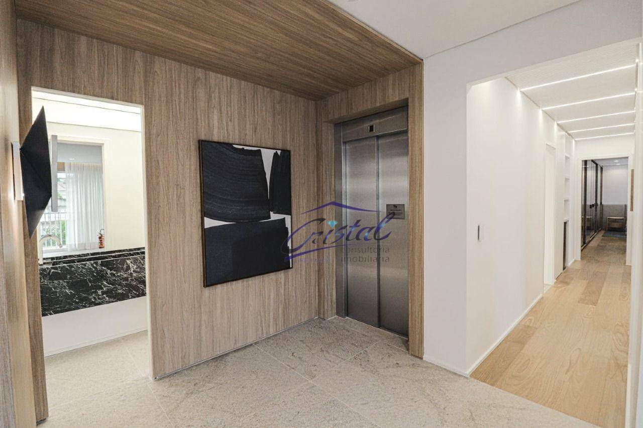 Apartamento à venda com 4 quartos, 193m² - Foto 11