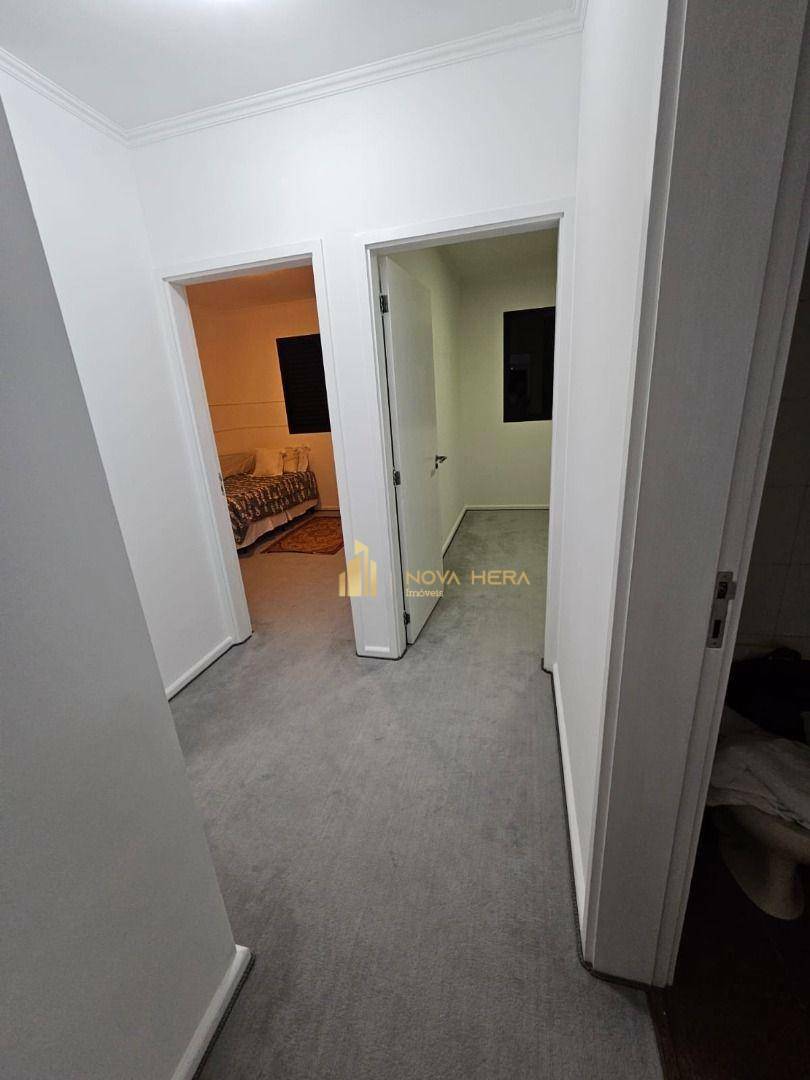 Apartamento à venda com 3 quartos, 154m² - Foto 12