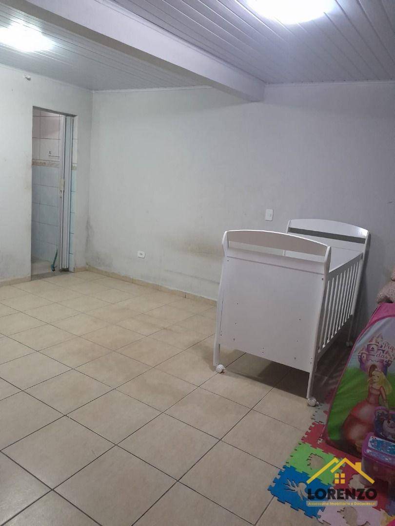 Sobrado à venda com 3 quartos, 209m² - Foto 4