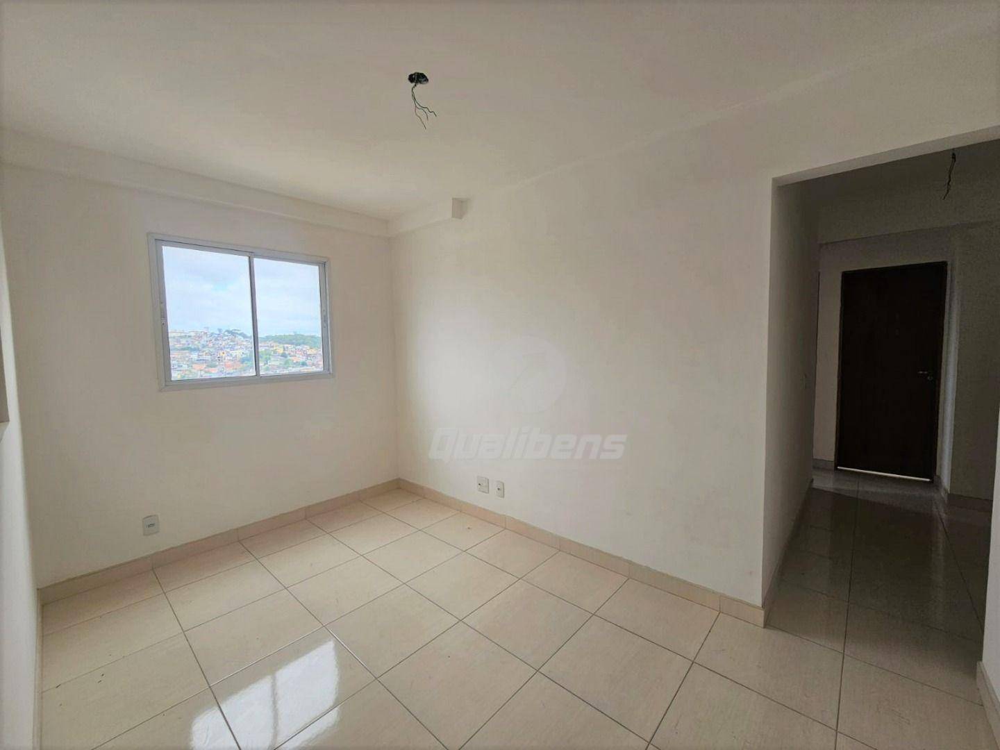 Apartamento à venda com 3 quartos, 50m² - Foto 1