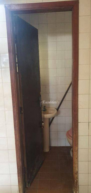 Sobrado à venda com 3 quartos, 180m² - Foto 13