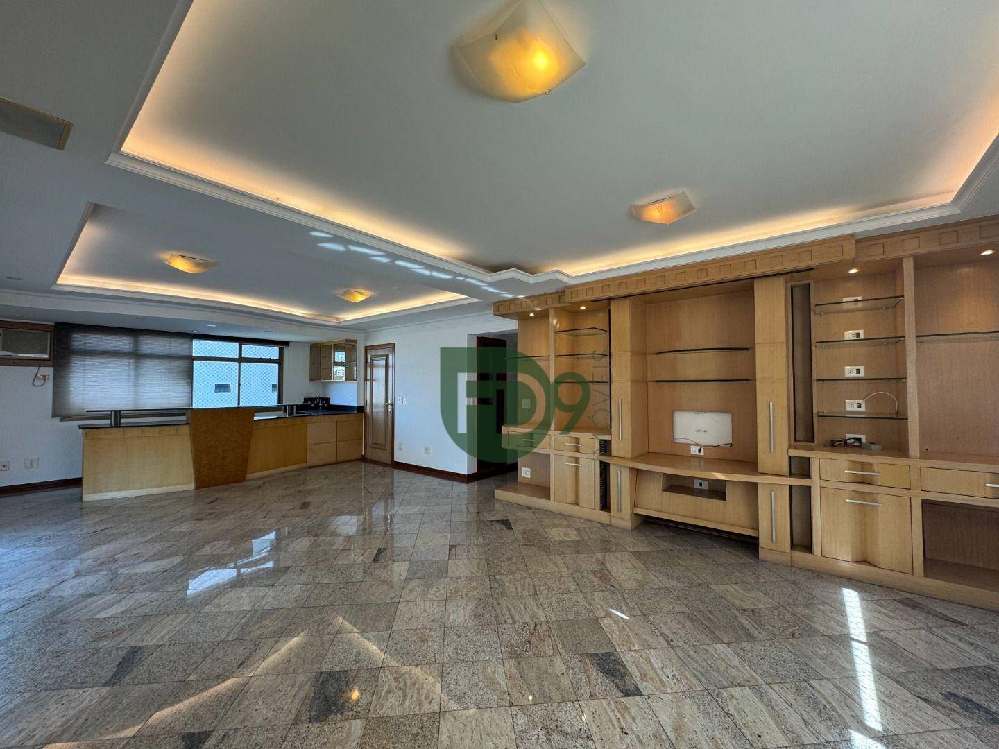 Apartamento, 3 quartos, 250 m² - Foto 1