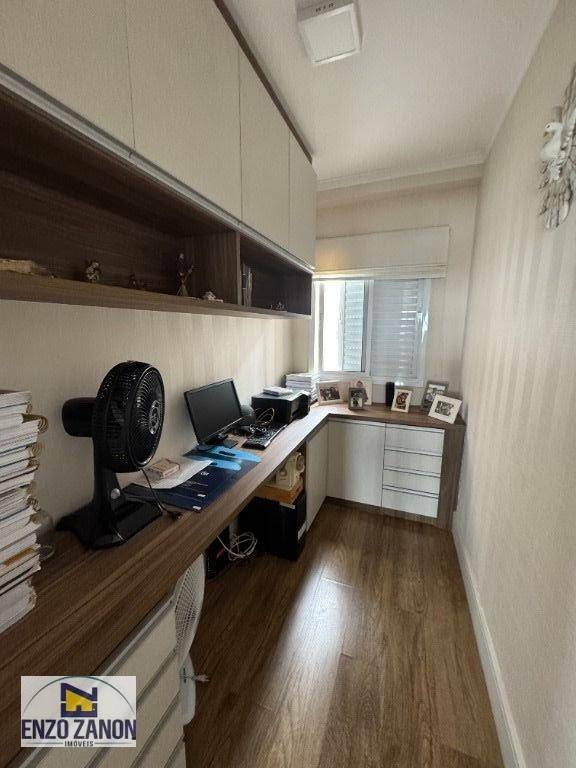 Apartamento para alugar com 3 quartos, 130m² - Foto 13