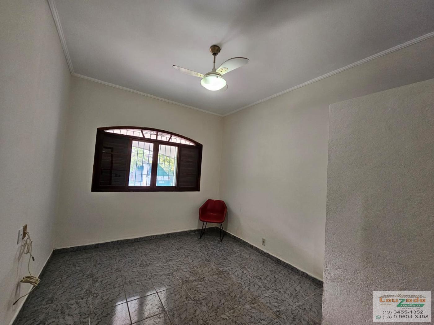 Casa à venda com 2 quartos, 300m² - Foto 6