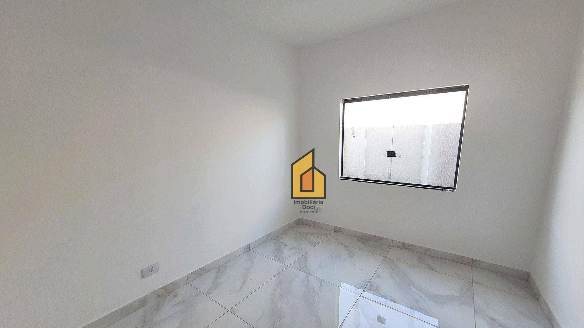 Casa à venda com 3 quartos, 70m² - Foto 7