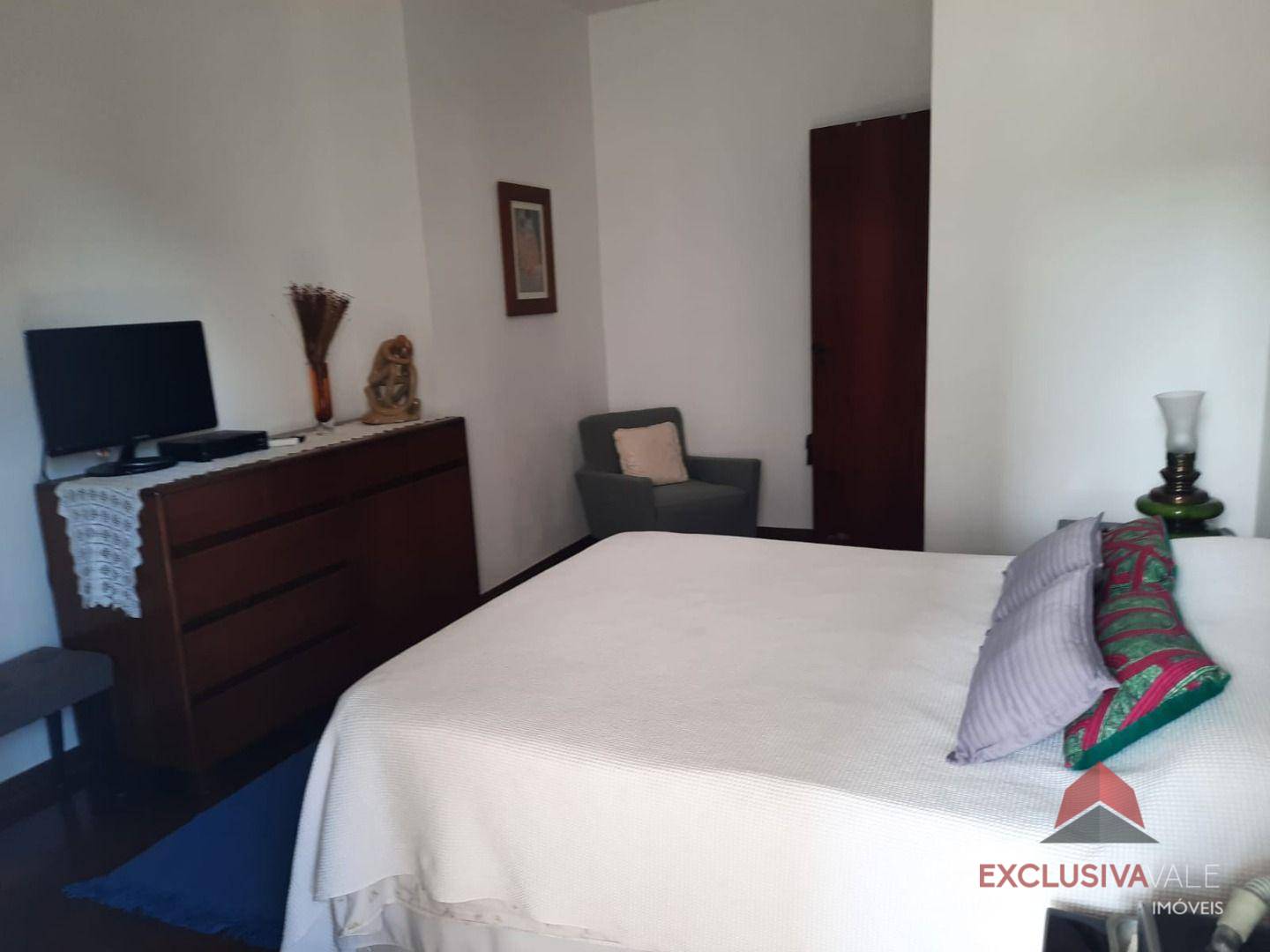 Apartamento à venda com 5 quartos, 200m² - Foto 9