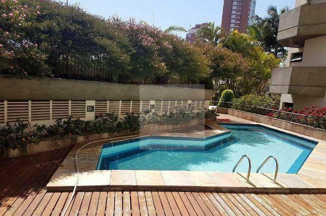 Apartamento à venda com 3 quartos, 220m² - Foto 31