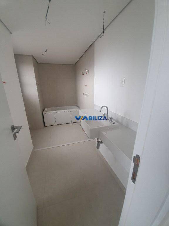 Apartamento à venda com 5 quartos, 310m² - Foto 18