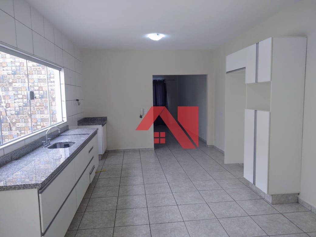 Apartamento para alugar com 2 quartos, 130m² - Foto 1