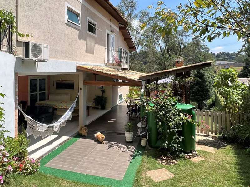 Casa de Condomínio à venda com 4 quartos, 400m² - Foto 26