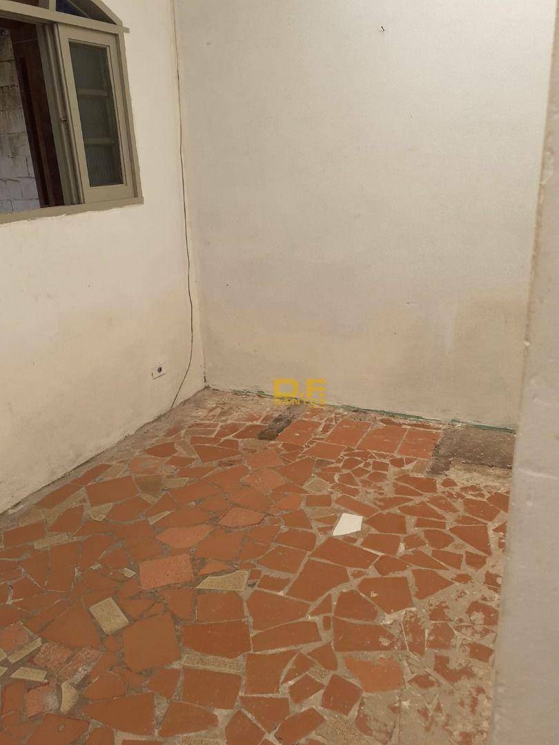 Casa à venda com 2 quartos, 100M2 - Foto 6