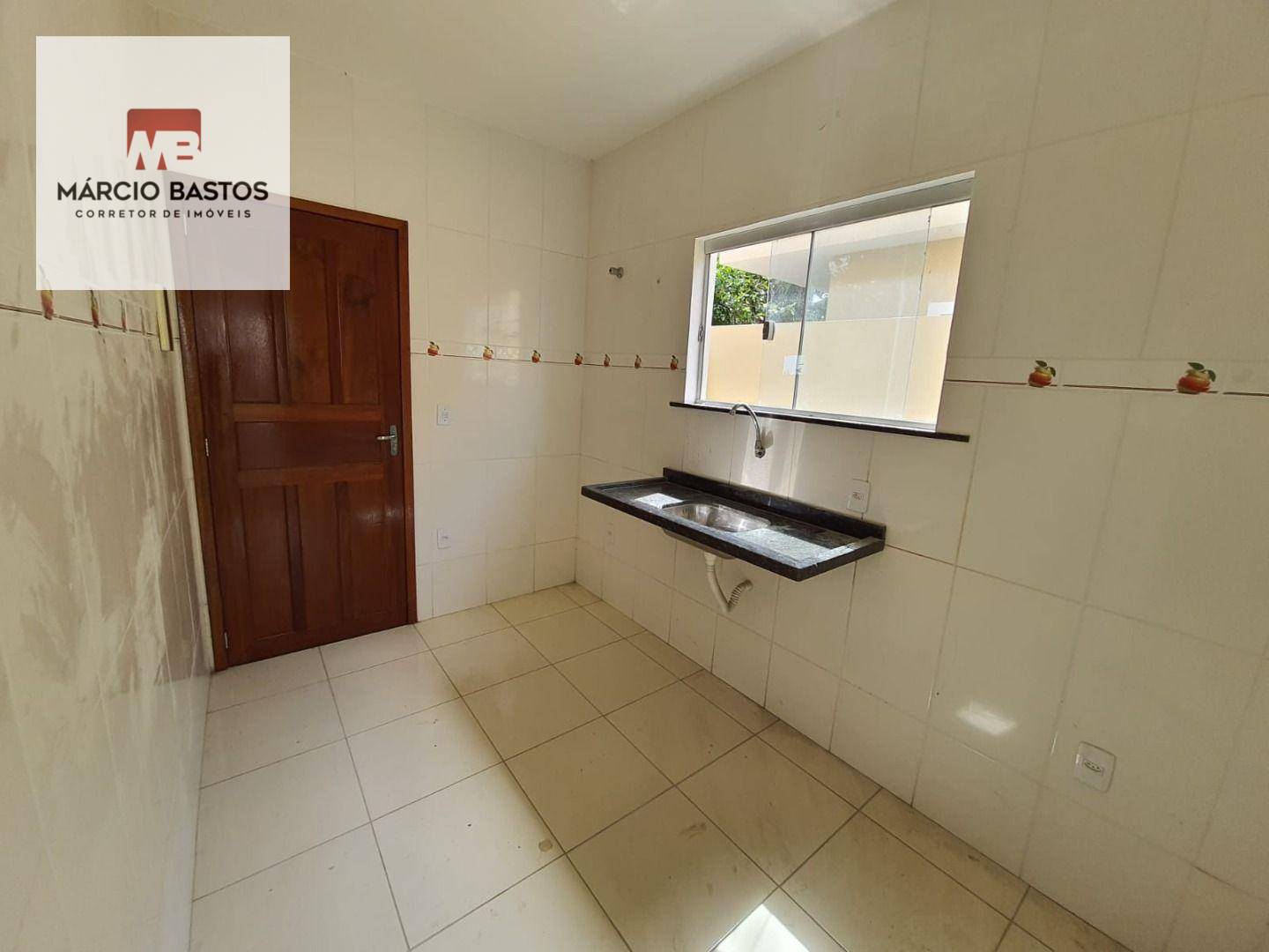 Casa à venda com 2 quartos, 180M2 - Foto 17