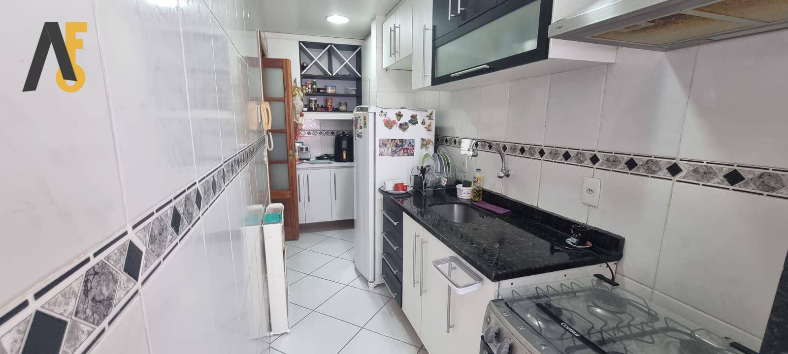 Apartamento à venda com 2 quartos, 64m² - Foto 7