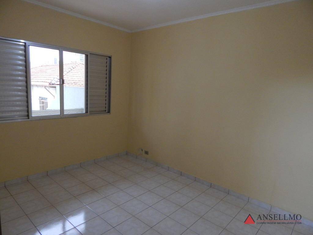 Casa para alugar com 4 quartos, 270m² - Foto 42