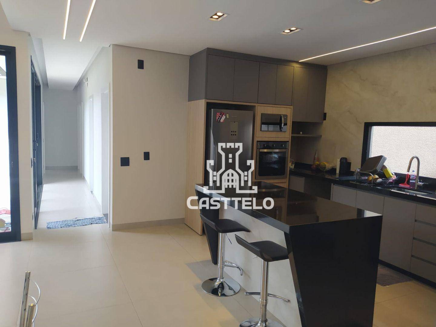 Casa à venda com 3 quartos, 186m² - Foto 14