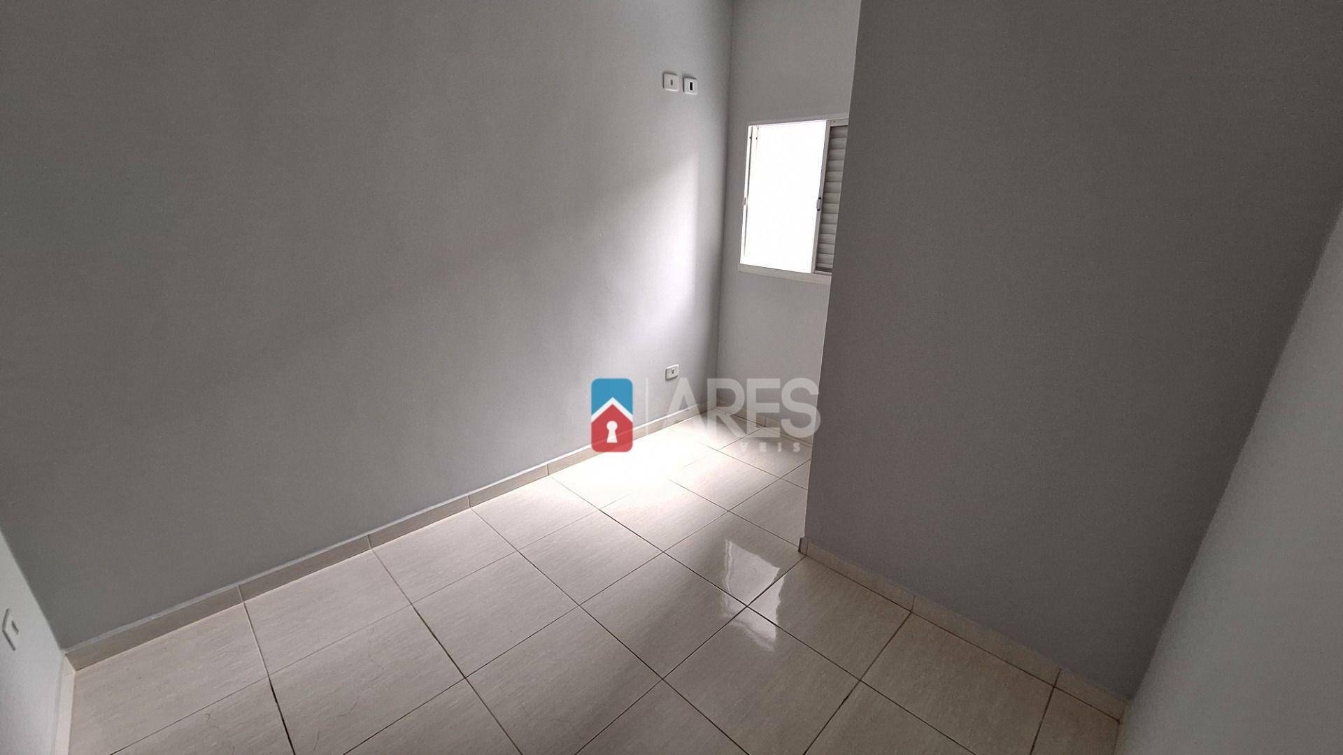 Casa à venda com 3 quartos, 99m² - Foto 10