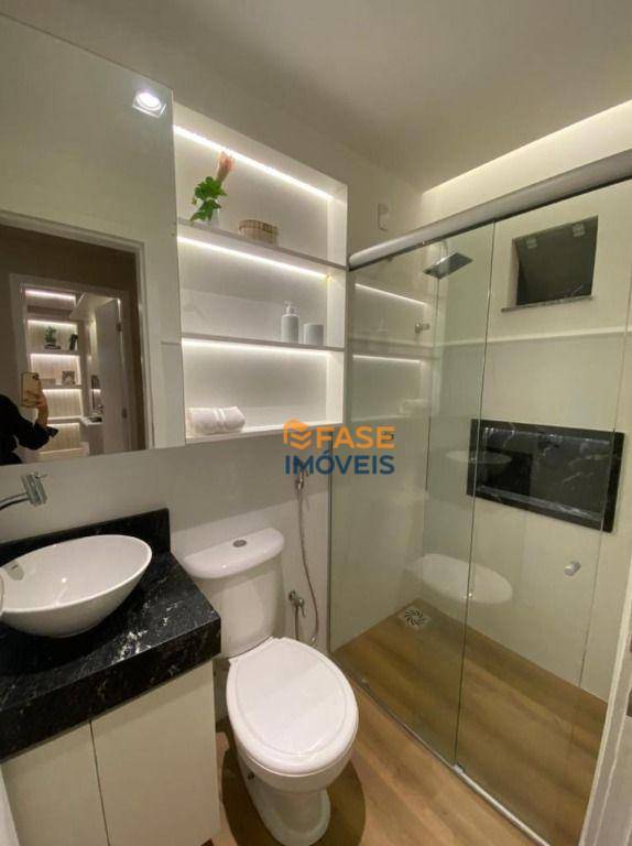 Apartamento à venda com 2 quartos, 63m² - Foto 7