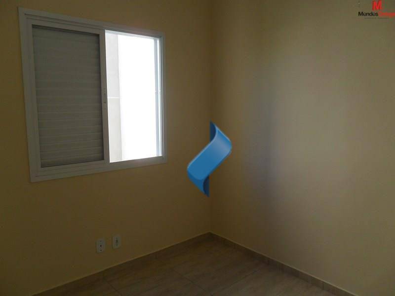 Apartamento à venda com 2 quartos, 50m² - Foto 11